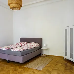 Vienna City Apartment University Apartamento Viena